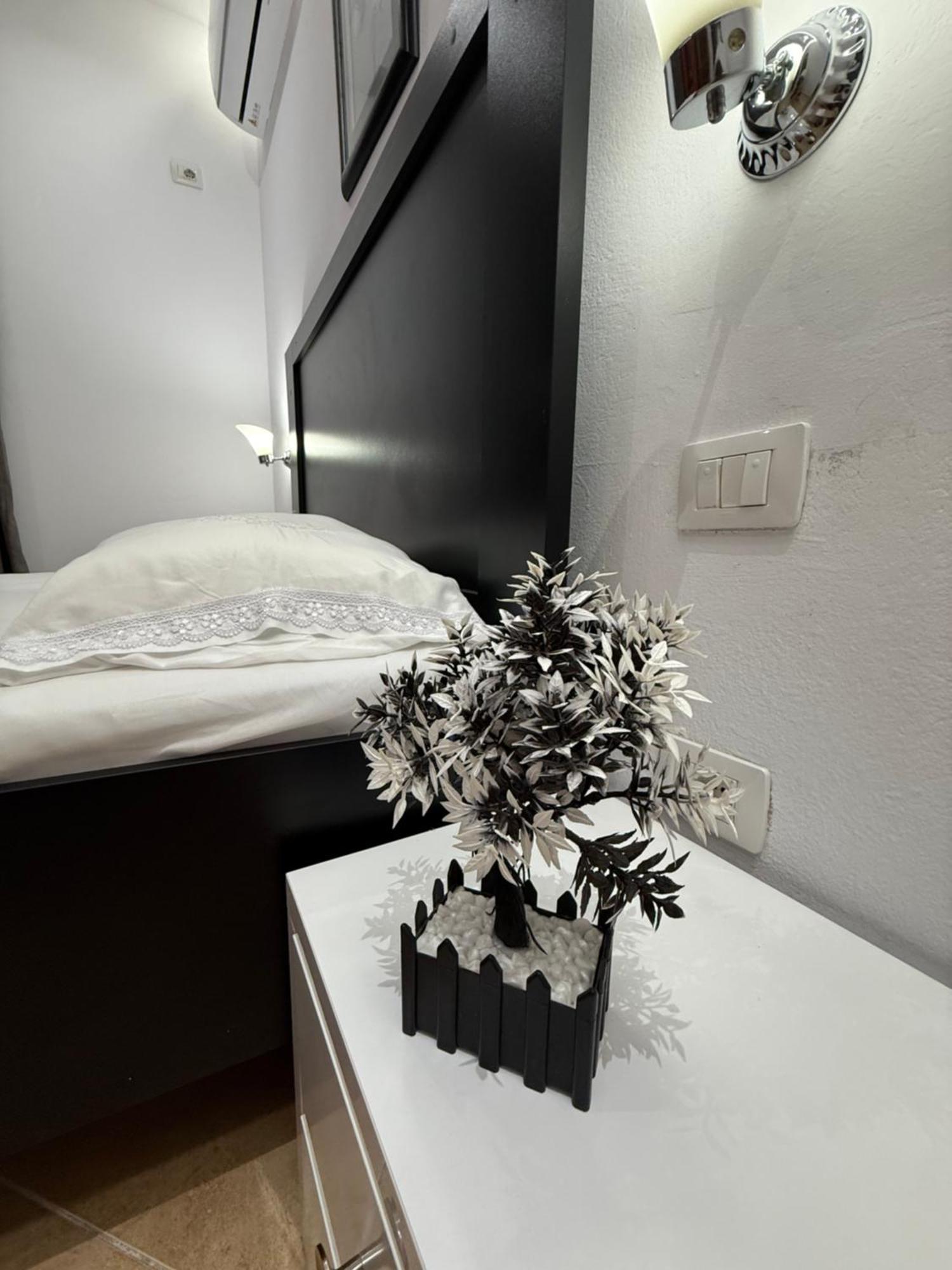 Anel'S Guesthouse Berat Exterior foto